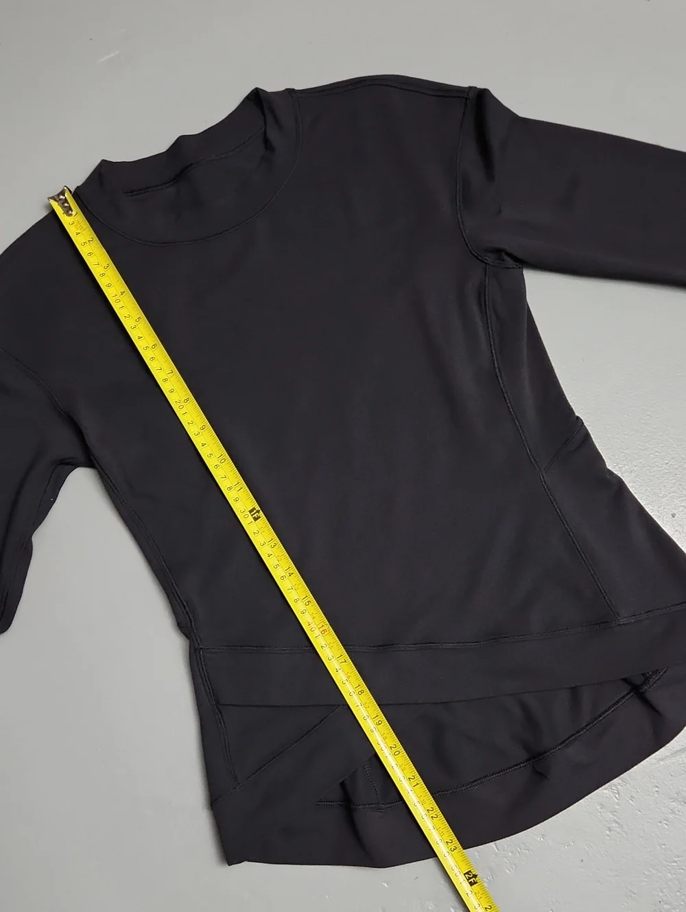 ❤️LuLuLemon Close To Crossing LS Black RULU Running Top Crop Wrap Hem Women XS
